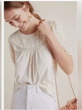 Anthropologie Delilah Blouse Cream Embroidered Puff-Sleeve Top Size Small